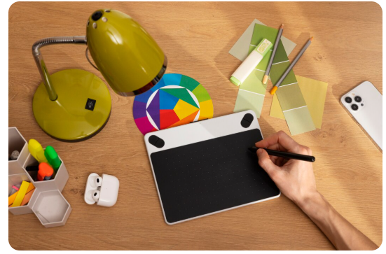  Aplikasi Desain Grafis Terbaik Tahun Ini serta Kelebihan & Kekurangannya