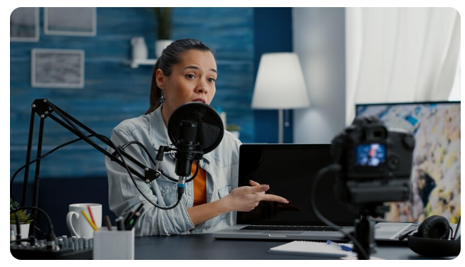 Mau Jadi Content Creator? Ini Rekomendasi Pelatihan Terbaik 2025