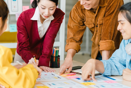 Apa Karier Awal Desainer Multimedia Muda?