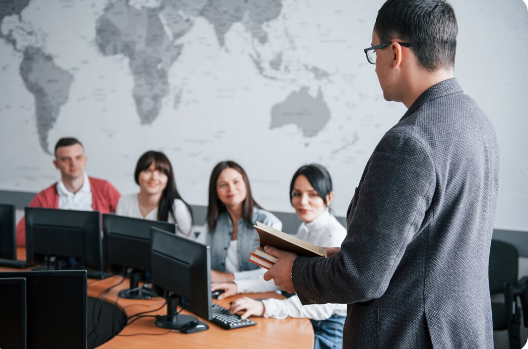 Apakah Peserta Mendapat Feedback dari Trainer?